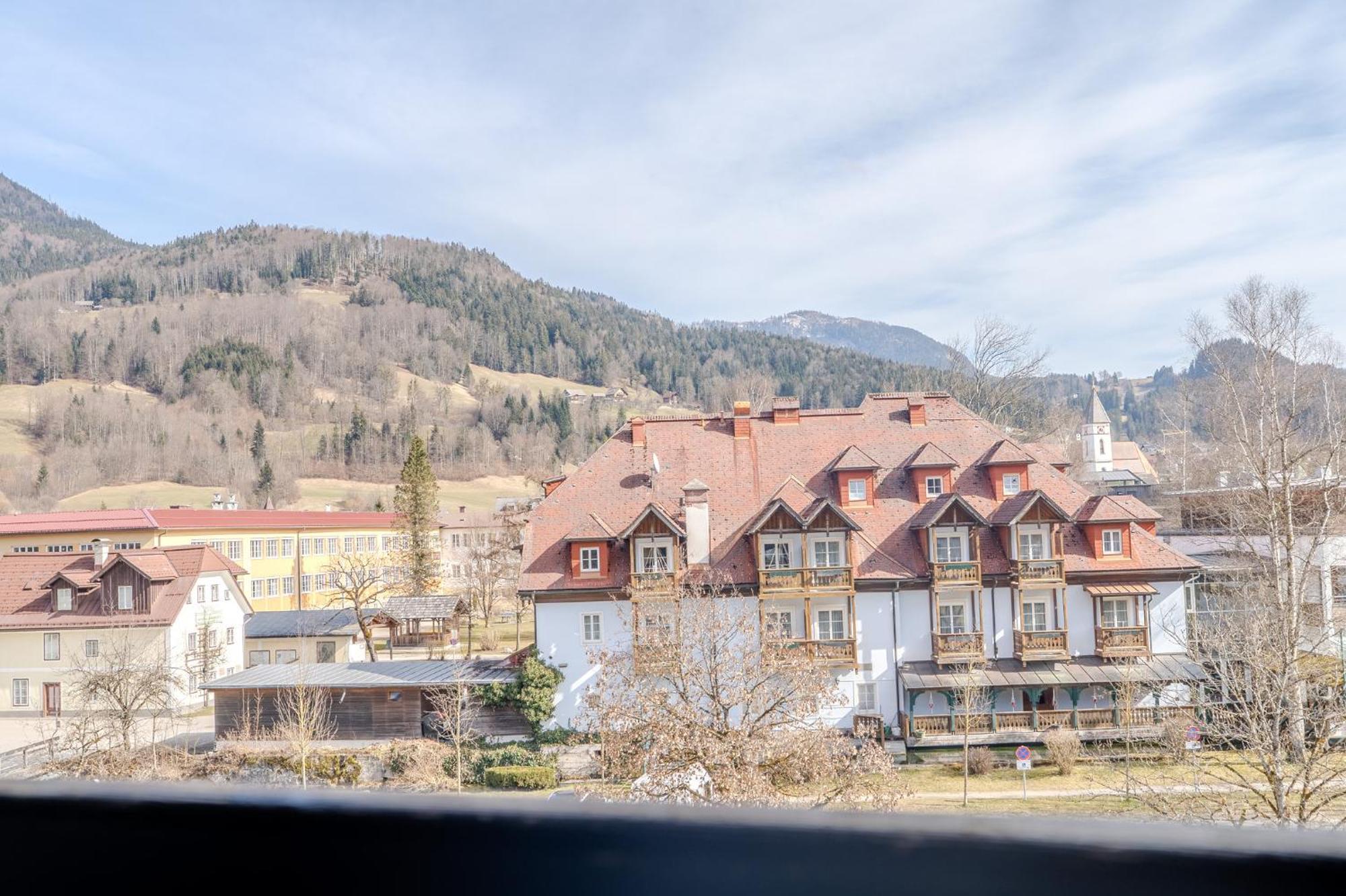 Whats-App Self-Check-In - Villa Maria Theresia バート・ゴイーザーン 部屋 写真