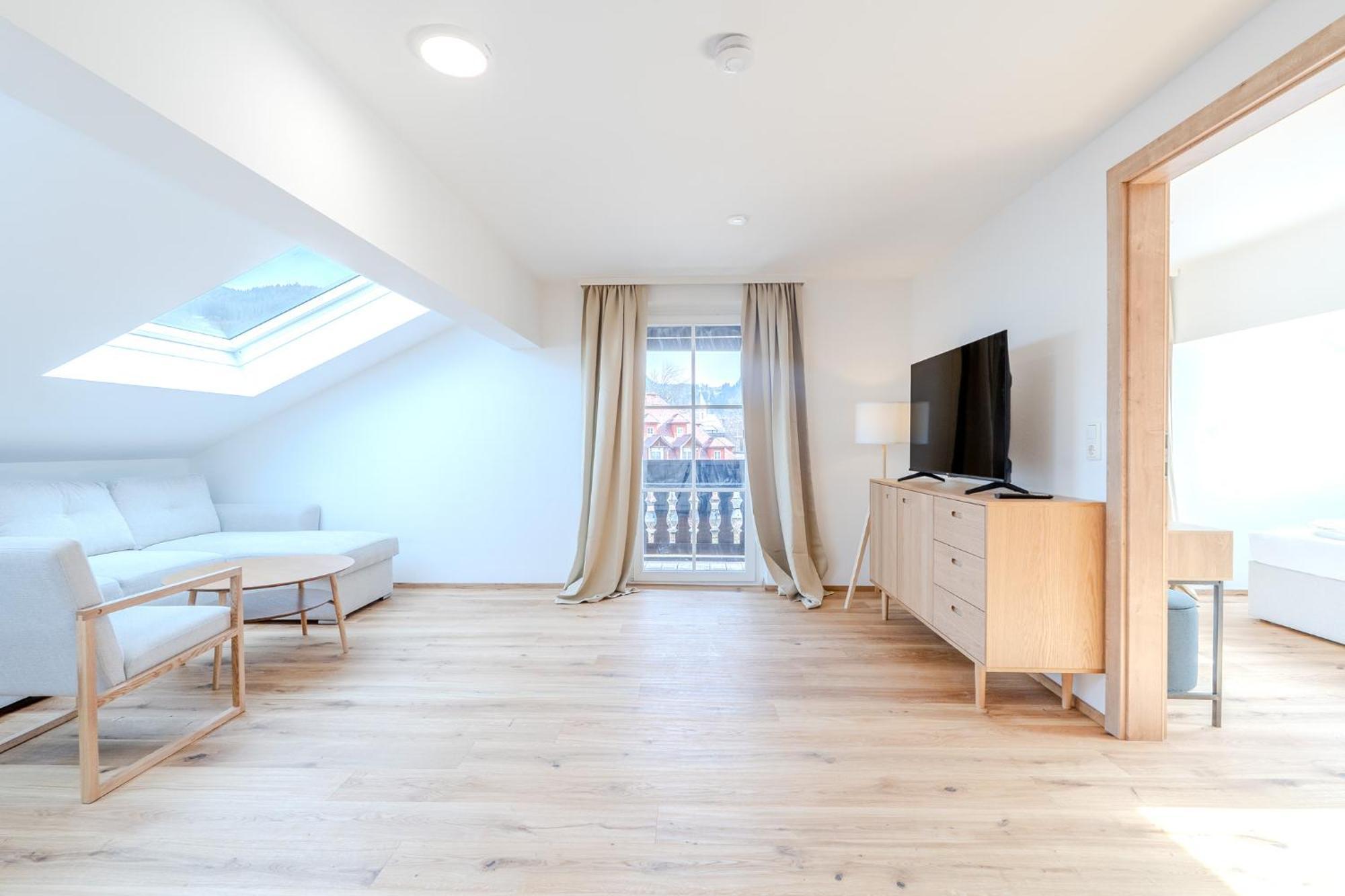 Whats-App Self-Check-In - Villa Maria Theresia バート・ゴイーザーン 部屋 写真